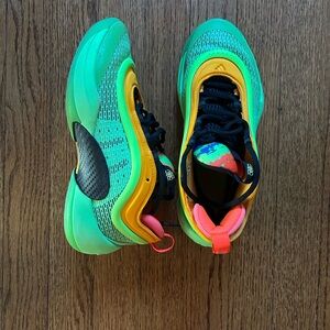 Adidas Kids' Grade School D.O.N. Issue #6 Basketball Shoes